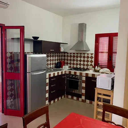 La Dimora In Riva Al Mare 4*