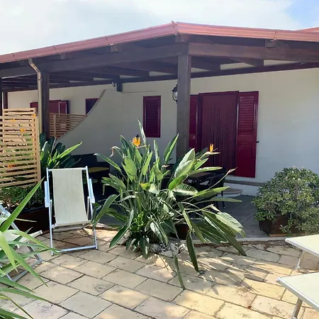 Πανσιόν La Dimora In Riva Al Mare Βιέστε