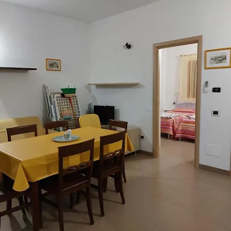 La Dimora In Riva Al Mare 4*