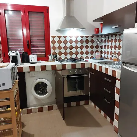 Πανσιόν La Dimora In Riva Al Mare