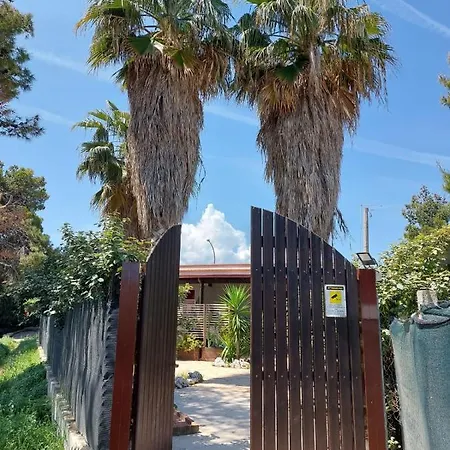 La Dimora In Riva Al Mare Πανσιόν 4*