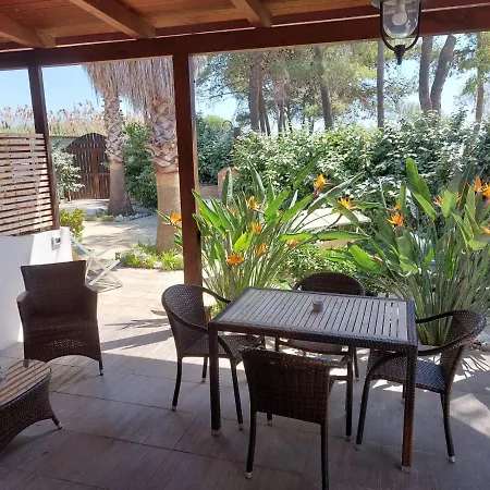 Πανσιόν La Dimora In Riva Al Mare *