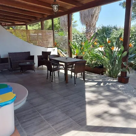 Guest house La Dimora In Riva Al Mare